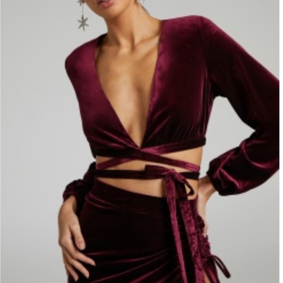 Showpo. Tops - Showpo Burgundy Velvet Tie-Front Blouse